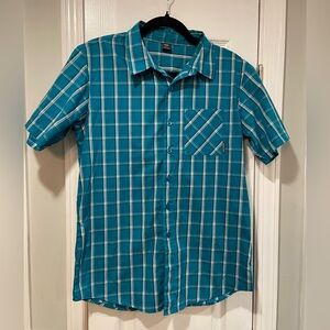 Oakley Men’s Blue Plaid Short Sleeve Button Down Collared Shirt Logo Size S